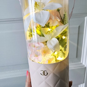 Ballagási hengerbox LED világítással � - otthon & életmód - virágdekoráció - virágok - virágbox - Meska.hu