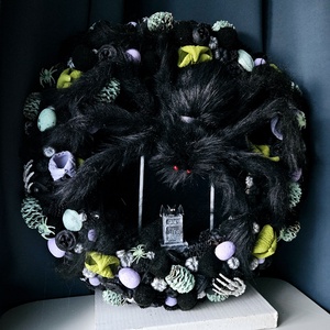 Pók-iszony tarantula pókos bolyhos halloweeni kopogtató ???, Otthon & Életmód, Dekoráció, Halloween, Halloweeni ajtódíszek és ablakdíszek, , MESKA