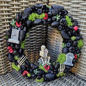 Halloweeni sírkert kopogtató  - Meska.hu