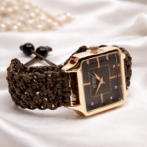 Sötétbarna makramé karóra négyszögletes számlappal - ékszer - karóra és ékszeróra - karóra - Meska.hu