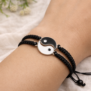 Yin-Yang duó - makramé karkötő, Ékszer, Karkötő, Fonott karkötő, Csomózás, Ékszerkészítés, MESKA