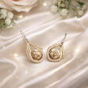 Comet makramé fülbevaló - pezsgő - ékszer - fülbevaló - lógó fülbevaló - Meska.hu