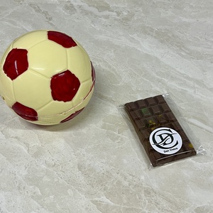 Csoki Focilabda  - élelmiszer - édesség - Meska.hu