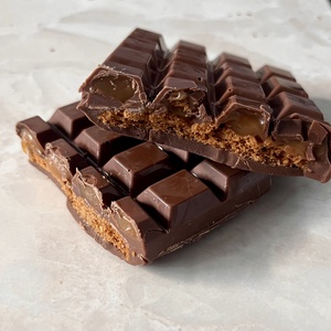 Crunchy Caramel - élelmiszer - édesség - kézműves csokoládé - Meska.hu
