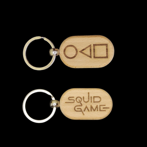 SQUID GAME Gravírozott fa kulcstartó - táska & tok - kulcstartó & táskadísz - kulcstartó - Meska.hu