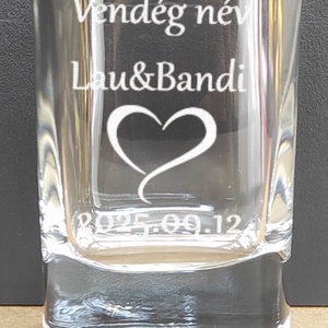 Egyedi utórendelés, gravírozott neves pálinkás pohár 55 ml szögletes, Otthon & Életmód, Konyhafelszerelés, tálalás, Tálalás, Pálinkás poharak, szettek, Gravírozás, pirográfia, MESKA
