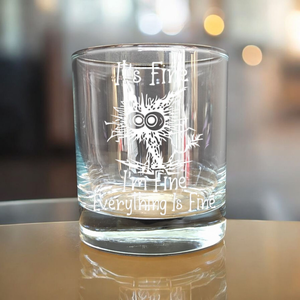 Gravírozott pohár IT'S FINE, 290 ml whiskys/vizes, Otthon & Életmód, Konyhafelszerelés, tálalás, Tálalás, Pohár, Gravírozás, pirográfia, MESKA