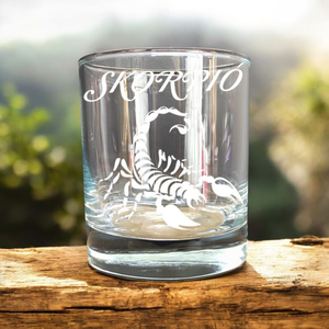 SKORPIÓ Gravírozott horoszkópos pohár, 290 ml whiskys/vizes - Meska.hu