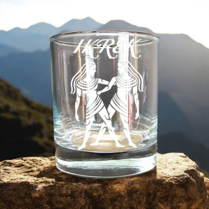 IKREK Gravírozott horoszkópos pohár, 290 ml whiskys/vizes, Otthon & Életmód, Konyhafelszerelés, tálalás, Tálalás, Pohár, Gravírozás, pirográfia, MESKA