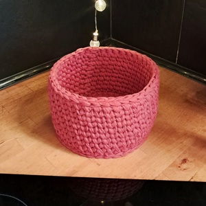 Magenta Horgolt tároló kosár - Meska.hu