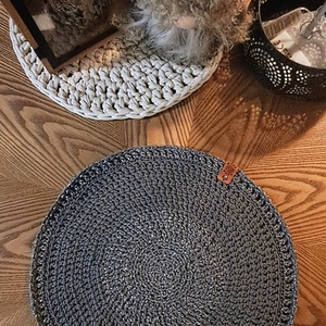 LUXURY SHINE Grafit horgolt tányéralátét - Meska.hu