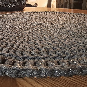 LUXURY SHINE Grafit horgolt tányéralátét - otthon & életmód - konyhafelszerelés, tálalás - tálalás - tányér- és poháralátét - Meska.hu