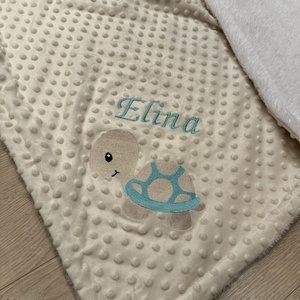 Teknős mintás Minky-sherpa anyagú babatakaró- névre szóló , Otthon & Életmód, Babaszoba, gyerekszoba, Babatakaró, gyerek pléd, Hímzés, Varrás, MESKA