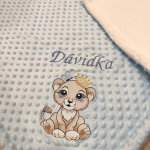 Oroszlán fiú mintás ,hímzett, névre szóló babatakaró - Meska.hu