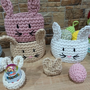 Nyuszi kosár, Baba - mama, Babaszobabútor, Játéktároló, Horgolás, MESKA