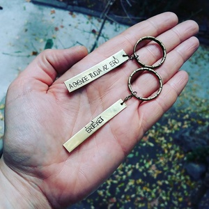 Páros táblácskás kulcstartó egyedi szöveggel! - Meska.hu