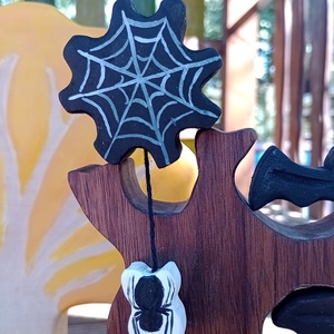 Fából készült pókháló pókkal - Meska.hu