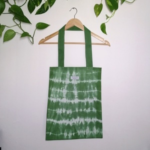 Zöld batikolt mintás bevásárló szatyor - táska & tok - bevásárlás & shopper táska - shopper, textiltáska, szatyor - Meska.hu