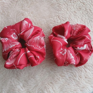 Virágmintás scrunchie - textil hajgumi - ruha & divat - hajdísz & hajcsat - hajgumi - Meska.hu