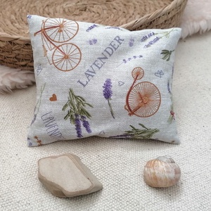 Levendula mintás meggymag párna - szépségápolás - egészségmegőrzési kellékek - meggymagpárna - Meska.hu