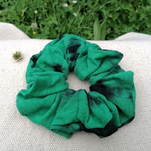 Batikolt scrunchie - textil hajgumi - ruha & divat - hajdísz & hajcsat - hajgumi - Meska.hu
