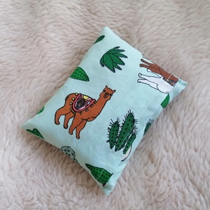 Alpaka - láma, kaktusz mintás meggymag párna - szépségápolás - egészségmegőrzési kellékek - meggymagpárna - Meska.hu