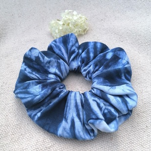 Batikolt scrunchie - textil hajgumi, Ruha & Divat, Hajdísz & Hajcsat, Hajgumi, Varrás, MESKA