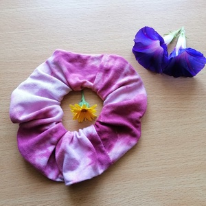 Batikolt scrunchie - textil hajgumi, Ruha & Divat, Hajdísz & Hajcsat, Hajgumi, Varrás, Újrahasznosított alapanyagból készült termékek, MESKA