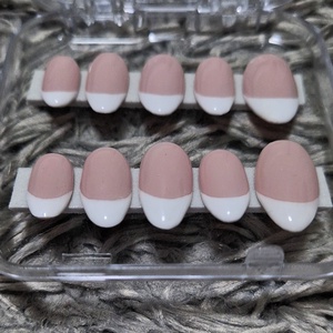 Kézzel készített, egyedi press-on körömök (francia) - szépségápolás - testápolás - kéz- és lábápolás - Meska.hu