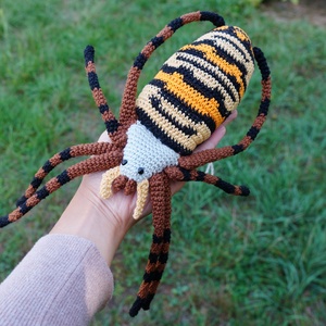 Horgolt darázspók (Argiope bruennichi) - Meska.hu