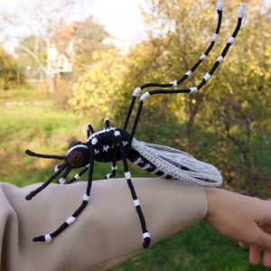 Horgolt ázsiai tigrisszúnyog (Aedes albopictus) - játék & sport - plüssállat & játékfigura - más figura - Meska.hu