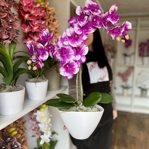 Prémium real touch orchidea kerámia csónak kaspóba-foltos magenta - otthon & életmód - dekoráció - virágdísz és tartó - csokor & virágdísz - Meska.hu