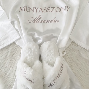 Esküvői köntös  szett papuccsal - Meska.hu