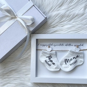 Bababejelentő zoknik + képkeret, Baba - mama, Babaemlékek, Bababejelentők, Fotó, grafika, rajz, illusztráció, MESKA