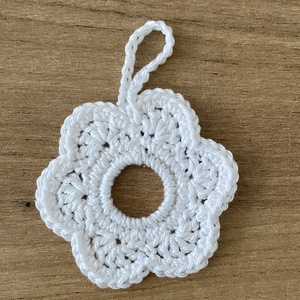 Horgolt karácsonyi virág  Kézzel készített csodavirág dísz vagy ajándékkísérő, Karácsony, Karácsonyi lakásdekoráció, Karácsonyi lakásdíszek, Horgolás, MESKA