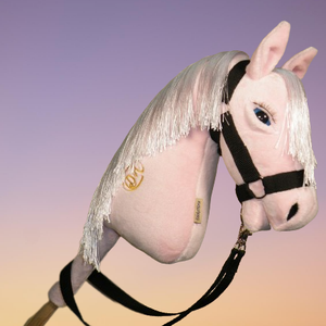 DorkaHorse seprűnyél ló (Mini), kötőfékkel és szárral - játék & sport - plüssállat & játékfigura - ló - Meska.hu