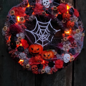 Halloween kopogtató LED világítással - otthon & életmód - dekoráció - ajtó- és ablak dekoráció - ajtódísz & kopogtató - Meska.hu