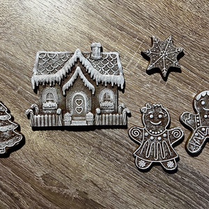 Dekorációs kerámia mézeskalács figurák (1 szett, 5 db) - Meska.hu