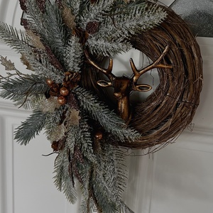 Nagyméretű elegáns téli kopogtató szarvassal - karácsony - karácsonyi lakásdekoráció - karácsonyi ajtódíszek - Meska.hu