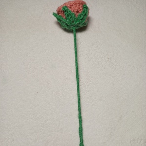 Horgolt rózsaszín rózsa szál  - otthon & életmód - dekoráció - virágdísz és tartó - csokor & virágdísz - Meska.hu