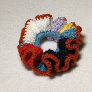 Horgolt barna szélű színes hajgumi scrunchie , Ruha & Divat, Hajdísz & Hajcsat, Hajgumi, Horgolás, MESKA