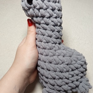 Horgolt szürke Dylan a dinó plüss  - játék & sport - plüssállat & játékfigura - plüss dínók - Meska.hu