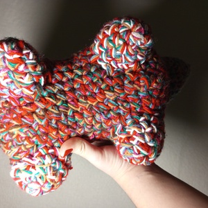 Horgolt ÓRIÁS szines dinó plüss  - játék & sport - plüssállat & játékfigura - plüss dínók - Meska.hu