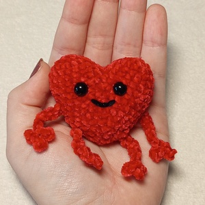 Horgolt szívecske plüss , Játék & Sport, Plüssállat & Játékfigura, Más figura, Horgolás, Varrás, MESKA
