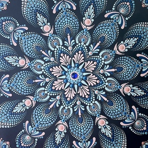 Pontozott mandala Swarovski kristállyal - átmérő 35cm - otthon & életmód - dekoráció - fali és függő dekoráció - falra akasztható dekor - Meska.hu