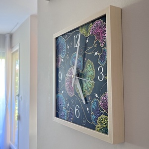 Falióra képkeretben, festett biloba levéllel - 25 x 25 cm - otthon & életmód - dekoráció - fali és függő dekoráció - falióra & óra - Meska.hu