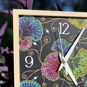 Falióra képkeretben, festett biloba levéllel - 25 x 25 cm - otthon & életmód - dekoráció - fali és függő dekoráció - falióra & óra - Meska.hu
