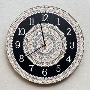 Mandala falióra, bézs-barack színekkel, átmérő 35 cm - otthon & életmód - dekoráció - fali és függő dekoráció - falióra & óra - Meska.hu