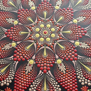 Bordó - arany színnel pontozott mandala - átmérő 30 cm - karácsony - karácsonyi lakásdekoráció - karácsonyi lakásdíszek - Meska.hu