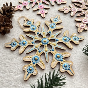 Karácsonyfadísz - kék és arany jégvirág / Hópehely mandala (15 cm, kétoldalas) - karácsony - karácsonyi lakásdekoráció - karácsonyfadíszek - Meska.hu
